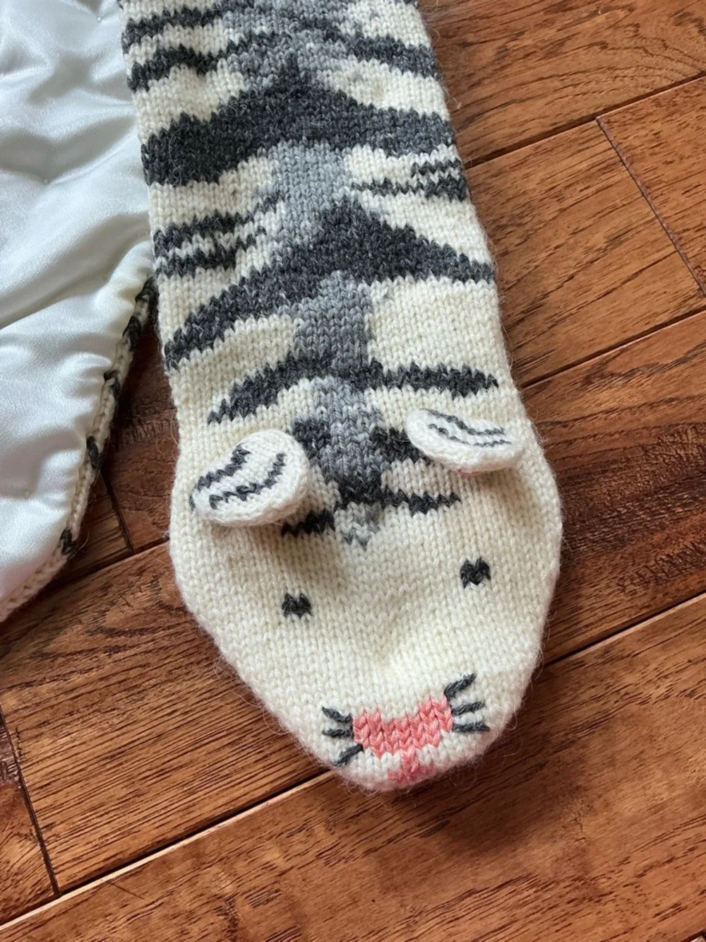 Kate Spade Gray and White Tiger Wrap Scarf